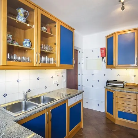 Вилла Vale Do Milho - Only 300 M From The Ocean Private Pool Aircon *